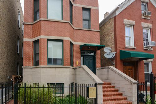 2-1720 W Augusta Avenue, Chicago, IL, 60622 | Card Image