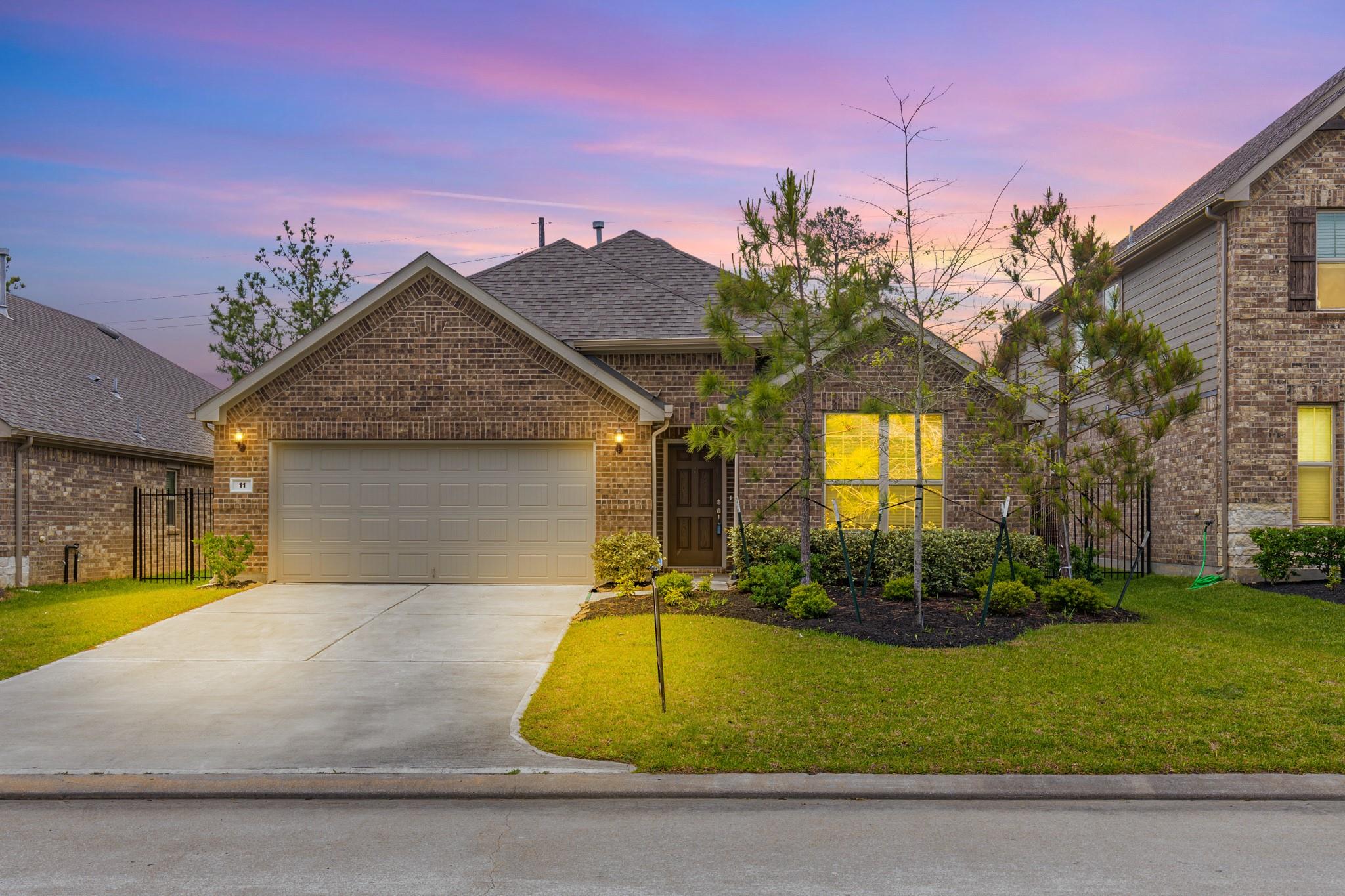 11 Pioneer Canyon Pl, For Rent in The Woodlands - eXp Realty