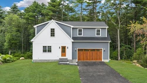 9 Park Pl, Mattapoisett, MA, 02739-1574 | Card Image
