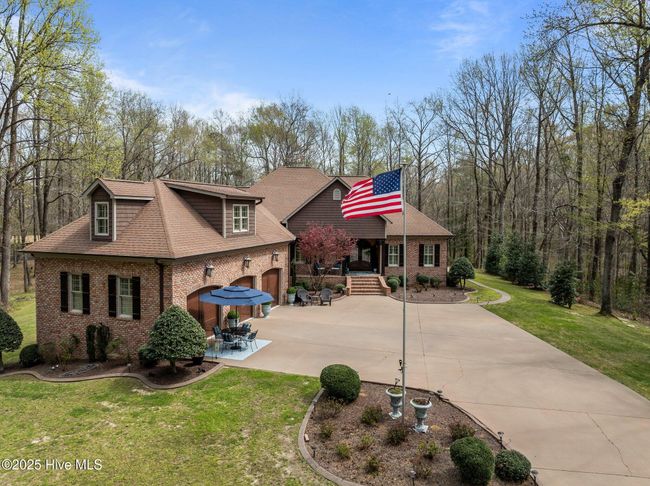 3860 Dixie Ridge Ln, House other with 4 bedrooms, 4 bathrooms and 3 parking in Grimesland NC | Image 4
