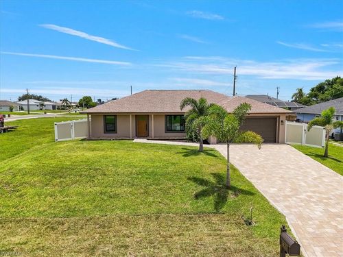 1421 Ne 9th Ave, Cape Coral, FL, 33909-1420 | Card Image