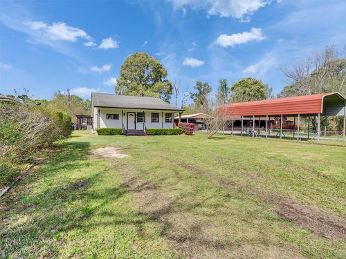 215 Sparkling Water Dr, Huffman, TX, 77336-4221 | Card Image