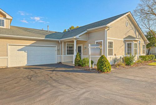 11676 River Terrace Ln, Huntley, IL, 60142-7636 | Card Image