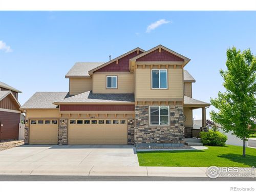 848 Shirttail Peak Dr, Windsor, CO, 80550-3247 | Card Image