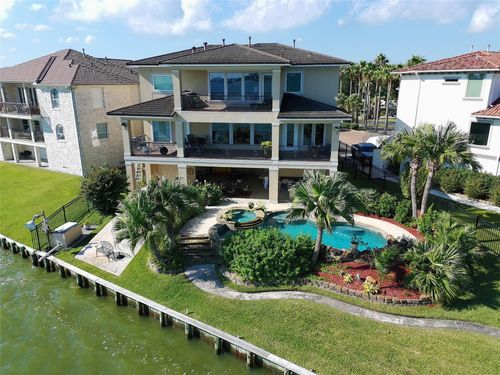 2242 Marina Way, Kemah, TX, 77565-2039 | Card Image