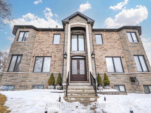 386 Kennedy Rd, Scarborough, ON, M1K2A6 | Card Image