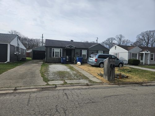 1638 Stone Lake Dr, La Porte, IN, 46350-4656 | Card Image