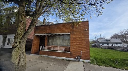 1115 E Lovejoy St, Buffalo, NY, 14206-1128 | Card Image