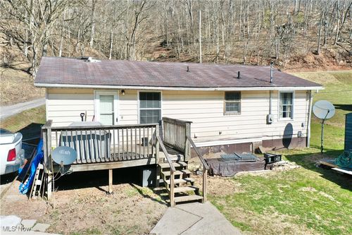 2507 Barnes Run Rd, Mount Zion, WV, 26151-8019 | Card Image