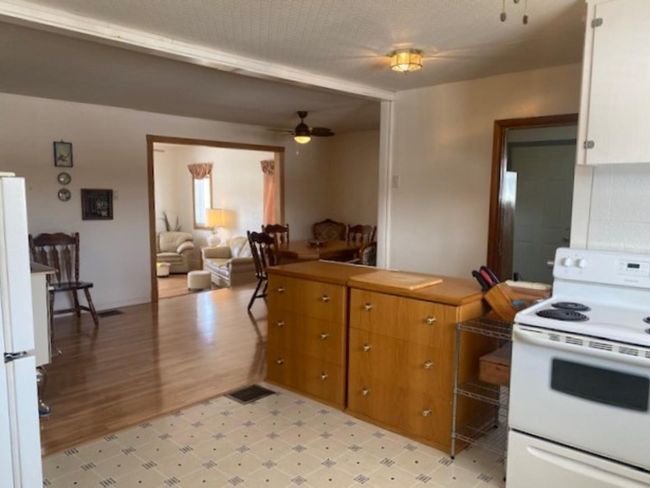 11025 Highway 35, House detached with 3 bedrooms, 1 bathrooms and 8 parking in Keg River AB | Image 14