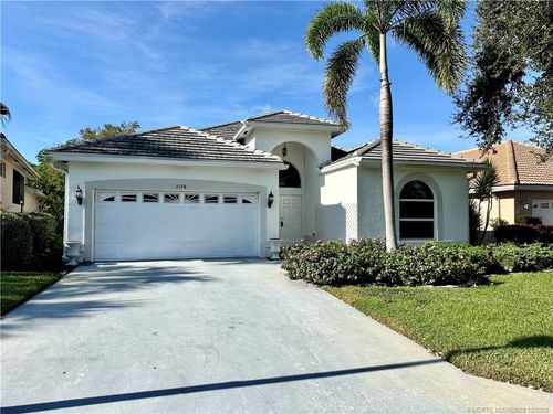 3198 Se Carrick Green Ct, Port Saint Lucie, FL, 34952-6042 | Card Image
