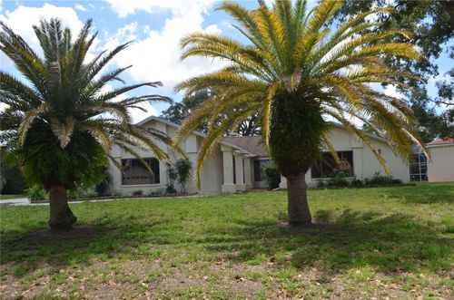 9429 Cobbler Ct, WEEKI WACHEE, FL, 34613-4233 | Card Image