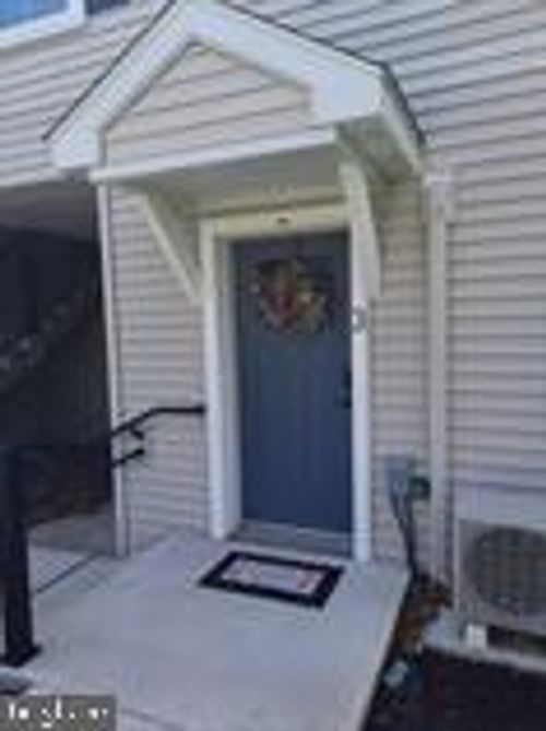 2815 Willow Street Pike N, WILLOW STREET, PA, 17584-9224 | Card Image
