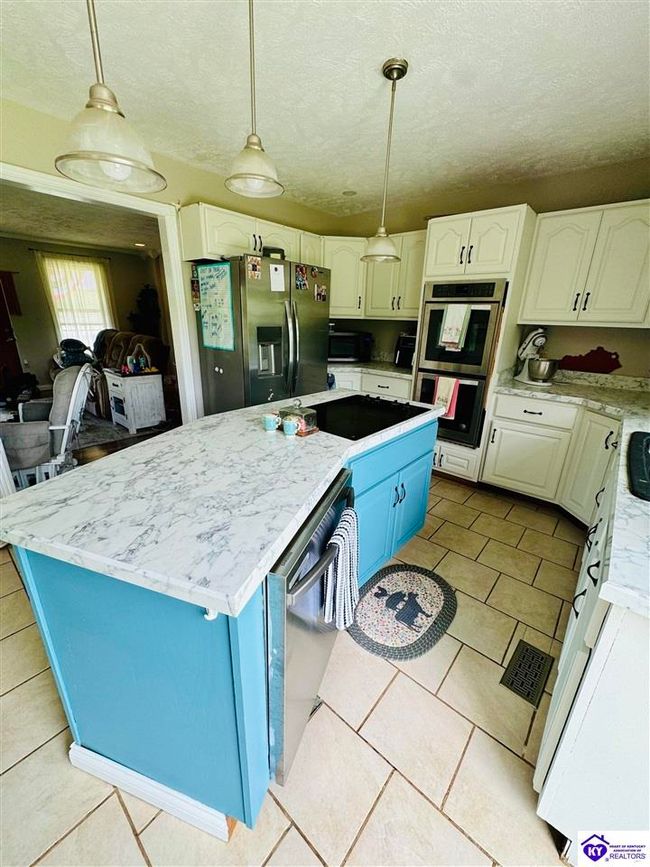 5906 Hudgins Hwy, House other with 6 bedrooms, 2 bathrooms and null parking in Summersville KY | Image 12