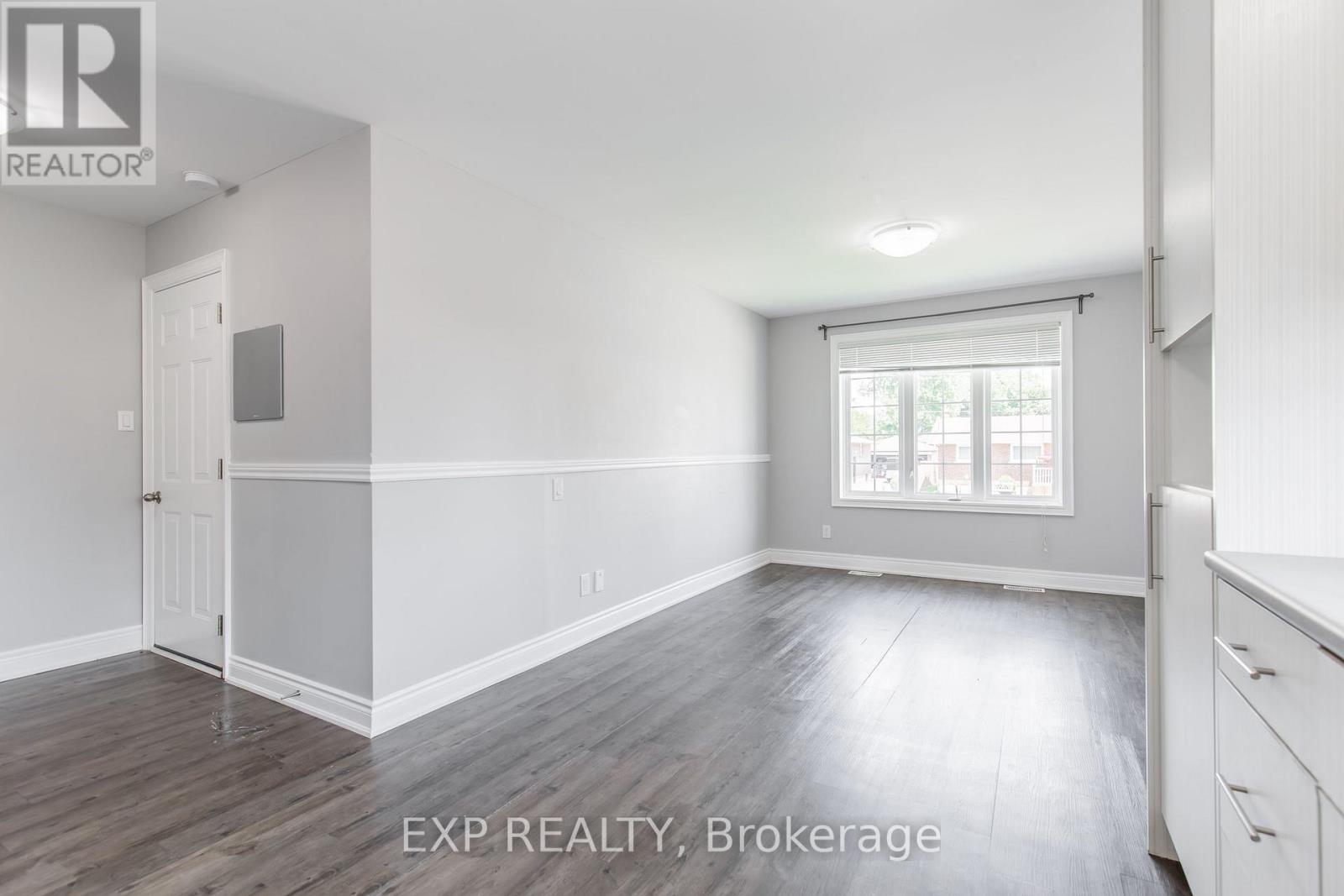 Residential Lease in Welland (N. Welland) 3