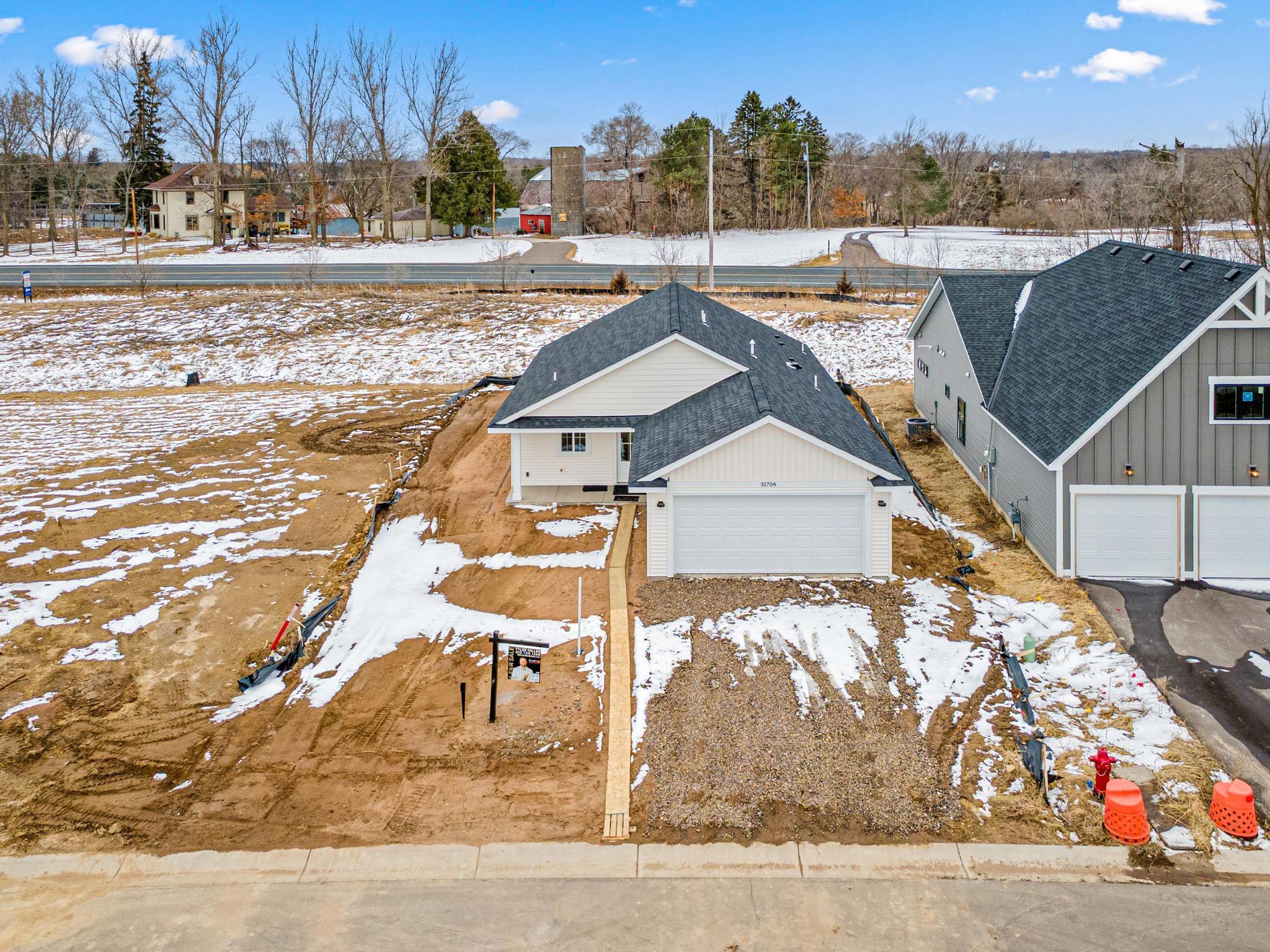 Residential in Lindstrom 3