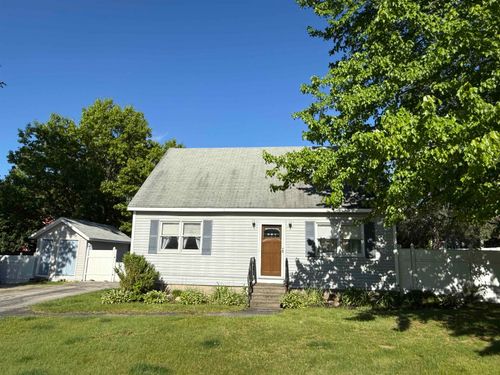 7 Willow St, Allenstown, NH, 03275-1920 | Card Image