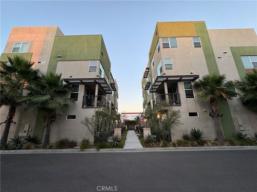 17612 Garden House Ln, Bellflower, CA, 90706-2107 | Card Image
