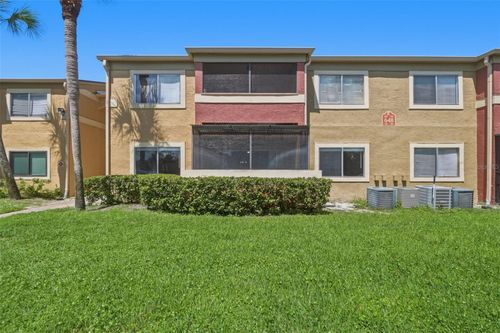 102-648 Kenwick Cir, CASSELBERRY, FL, 32707-7077 | Card Image