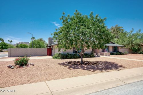 4079 E Shangri La Rd, Phoenix, AZ, 85028-2915 | Card Image