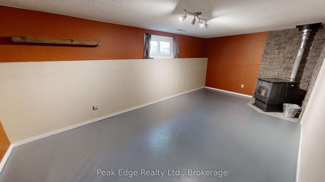 9840 Base Line Rd, House other with 3 bedrooms, 2 bathrooms and 8 parking in Clifford ON | Image 26
