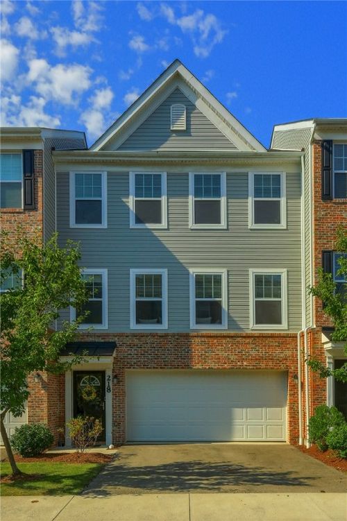 218 Faulk Dr, Warrendale, PA, 15086-1109 | Card Image