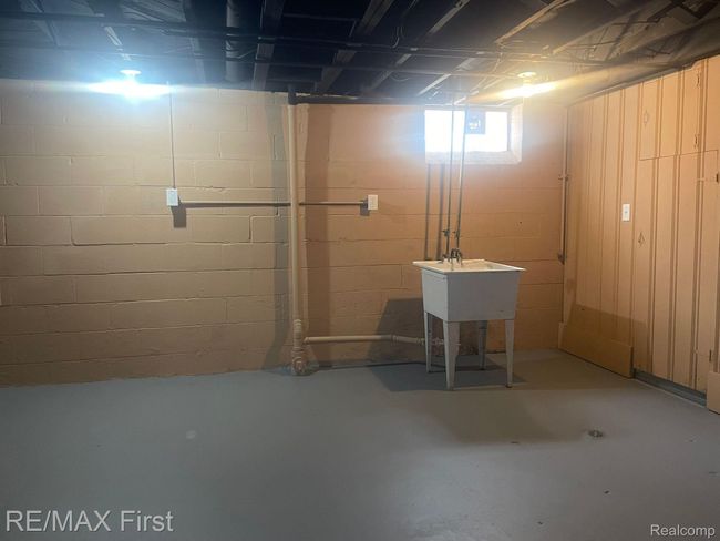 21128 Kenmore Ave, House other with 4 bedrooms, 2 bathrooms and null parking in Harper Woods MI | Image 28