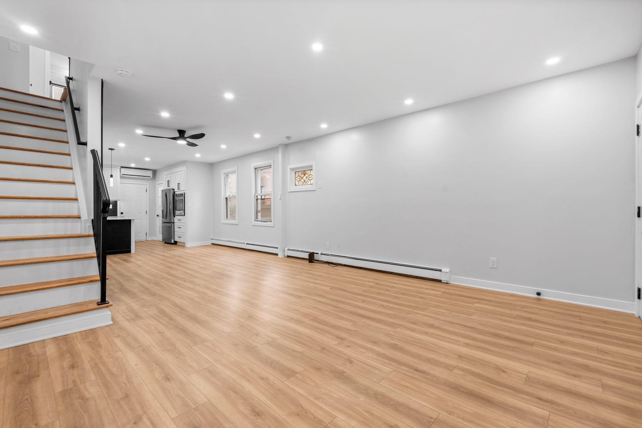 Residential in JC, Journal Square 4