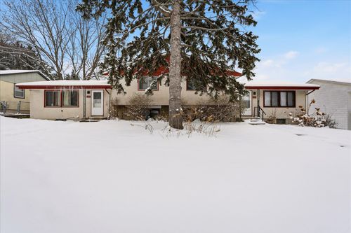 1574 Pacific St, Saint Paul, MN, 55106-6618 | Card Image