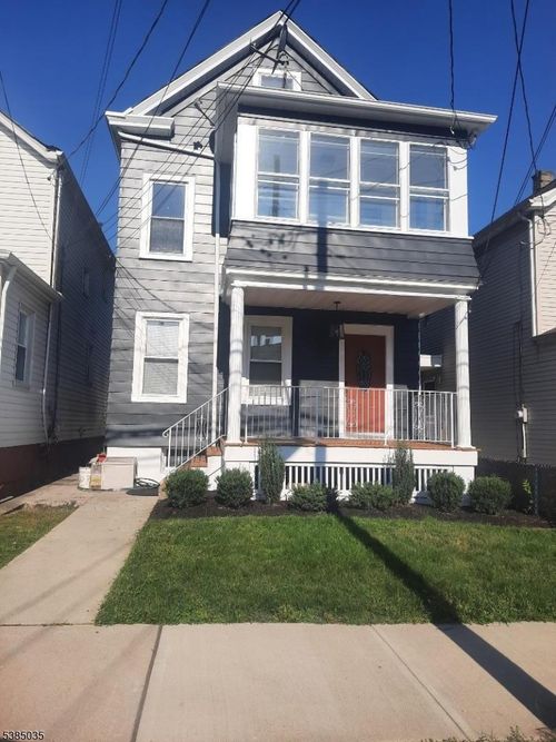 56 Newby Ave, Woodland Park, NJ, 07424-2827 | Card Image