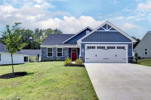 202 Franklins Tower Bnd, WILLIAMSBURG, VA, 23185 | Card Image