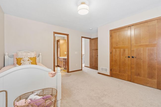 9256 Gateway Ln, House other with 5 bedrooms, 5 bathrooms and null parking in Eden Prairie MN | Image 42