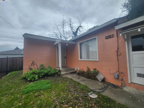 1587 C St, Hayward, CA, 94541-3021 | Card Image