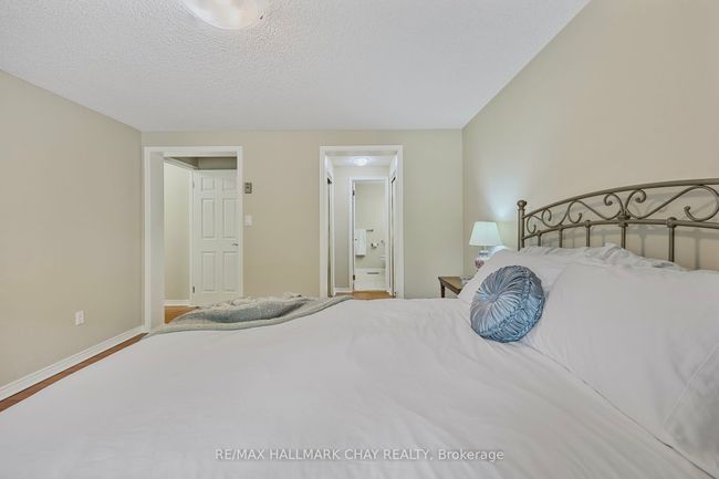 3 Pinetree Crt, House other with 2 bedrooms, 2 bathrooms and 2 parking in New Tecumseth ON | Image 23