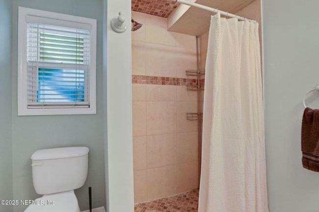 2nd Floor hall bathroom | Image 66