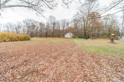 132 Red Top Rd, Wallkill, NY, 12589-3529 | Card Image