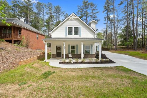 8091 Lakeview Pkwy, Villa Rica, GA, 30180-8007 | Card Image