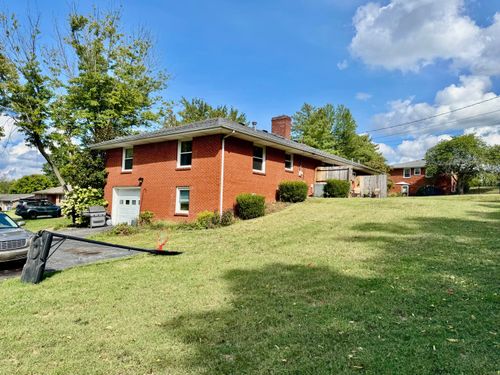 344 Twinbrook Dr, Danville, KY, 40422-1054 | Card Image