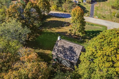 1147 Great Rd, Lincoln, RI, 02865-3841 | Card Image