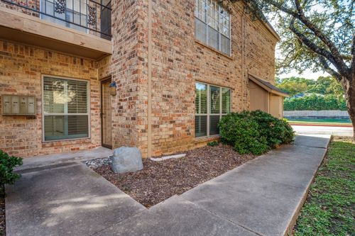 apt-113-4409 Bellaire Dr S, Fort Worth, TX, 76109-5105 | Card Image