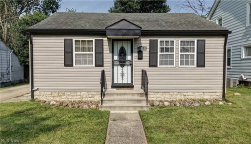 888 Frederick Blvd, Akron, OH, 44320-1747 | Card Image