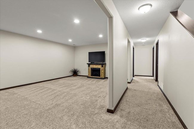 2924 Timber Cove Dr, House other with 3 bedrooms, 3 bathrooms and null parking in Cedar Falls IA | Image 23