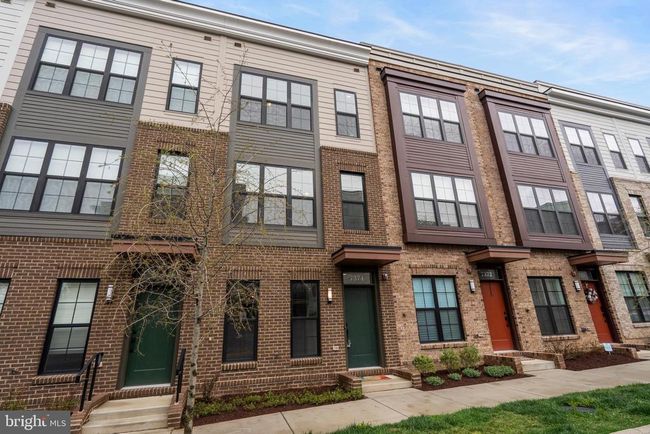 7374 Blade Dr, Townhouse with 3 bedrooms, 4 bathrooms and null parking in FALLS CHURCH VA | Image 42