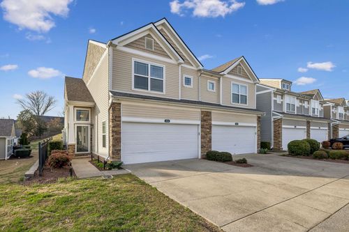 1044 Somerset Springs Dr, Spring Hill, TN, 37174-4512 | Card Image