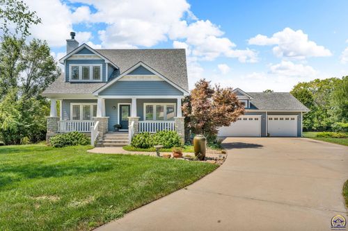 6109 Sw South Pointe Dr, Auburn, KS, 66402-9533 | Card Image
