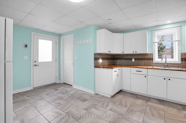 28 Cherry Ridge Blvd, House other with 4 bedrooms, 4 bathrooms and 4 parking in Fenwick ON | Image 19