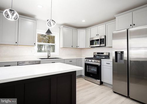 15 Peach Rd, ELKTON, MD, 21921-4163 | Card Image