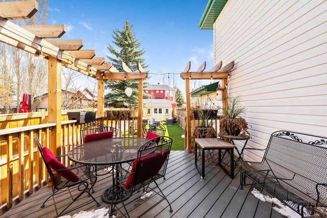 245 Inverness Park Se, Home with 3 bedrooms, 2 bathrooms and 2 parking in Calgary AB | Image 11