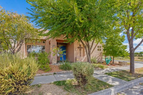 2 Sobradora Dr, Santa Fe, NM, 87508-1378 | Card Image