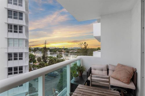 apt-5e-5001 Collins Ave, Miami Beach, FL, 33140-2732 | Card Image